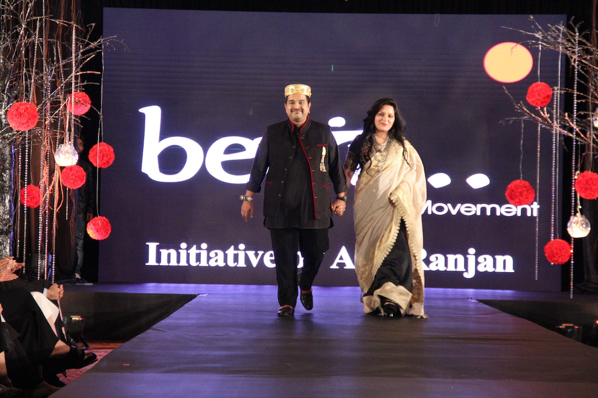 Singing Maestro Shankar Mahadevan walking the ramp at Beti Movement. Mr. Mahadevan is wearing the Mazamir Gold cap specially created by Sunayana.