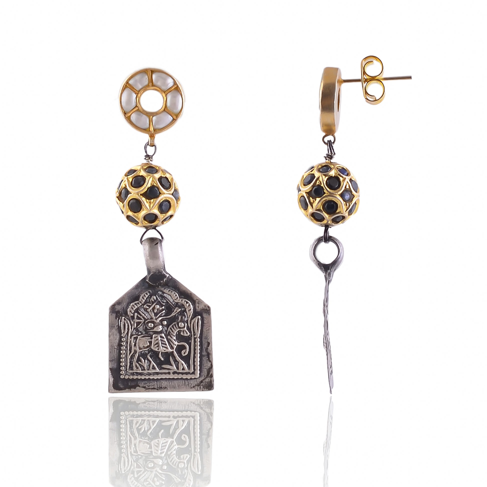 Buy Hand Crafted Silver Oxidised Patri With Black Onyx/pearl Stud Earring
