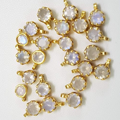 STONE CHARMS