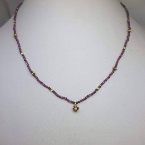 STONE NECKLACE