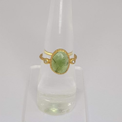 DIAMOND & STONE RING