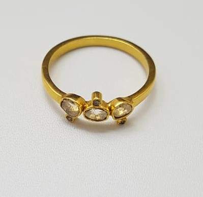 DIAMOND & STONE RING