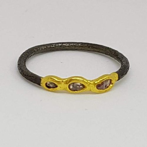 DIAMOND & STONE RING
