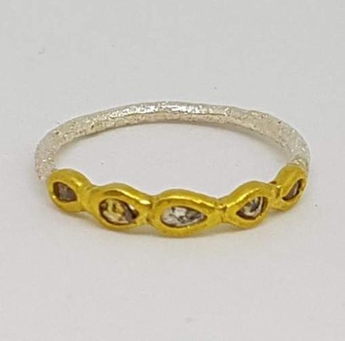 DIAMOND & STONE RING