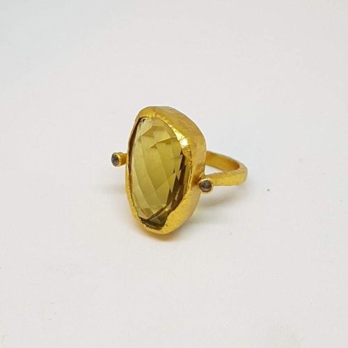 DIAMOND & STONE RING