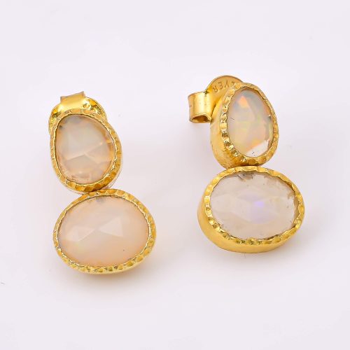 STONE EARRINGS