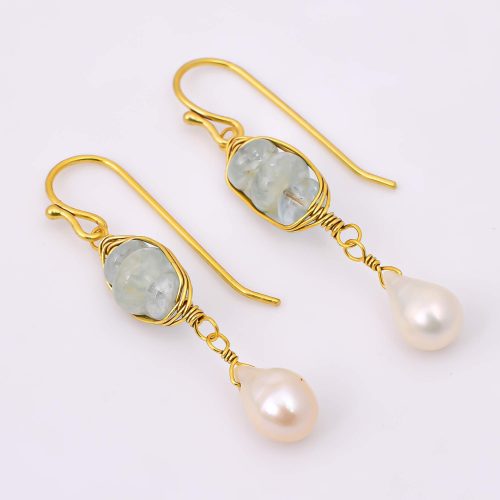 STONE EARRINGS