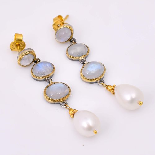 STONE EARRINGS