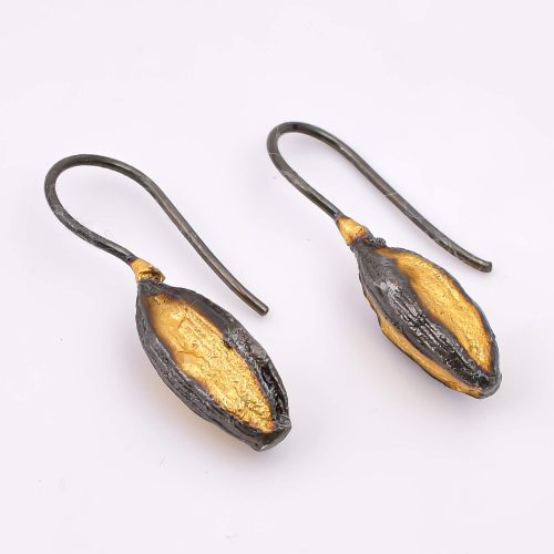 STONE EARRINGS