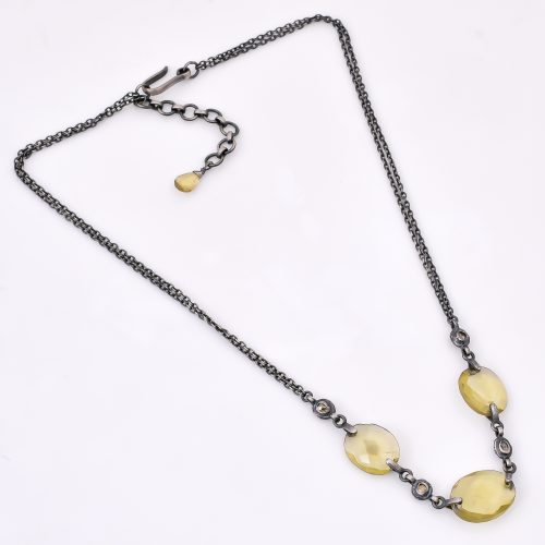STONE NECKLACE