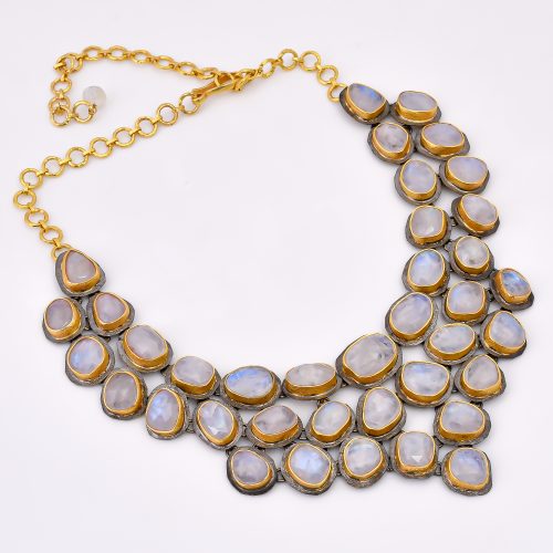 STONE NECKLACE