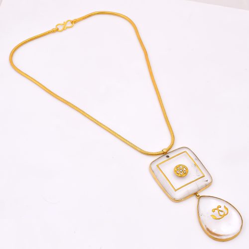 DIAMOND AND STONE NECKLACE