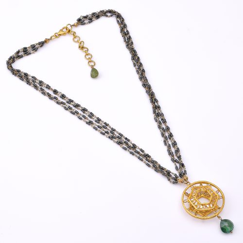 STONE NECKLACE