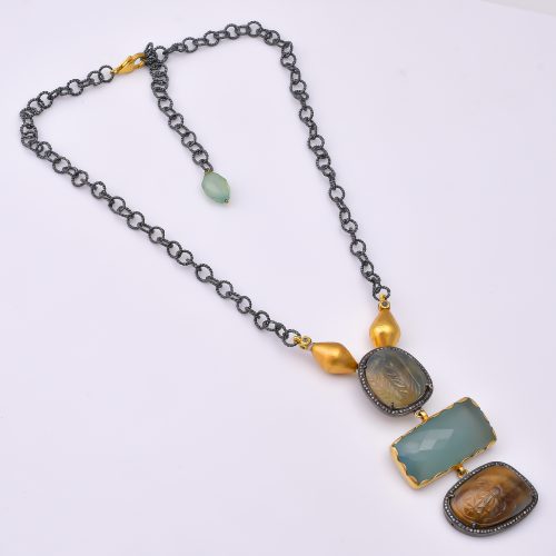 DIAMOND AND STONE NECKLACE