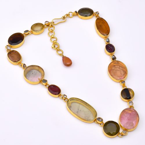 STONE NECKLACE