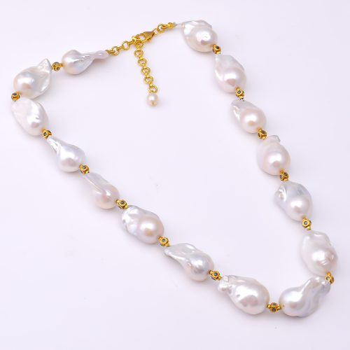 DIAMOND AND STONE NECKLACE