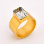 STONE RING
