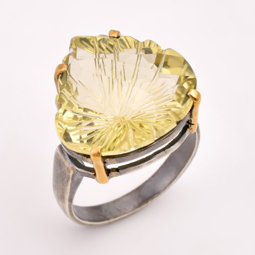 STONE RING