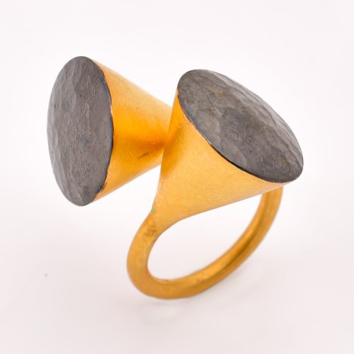 STONE RING