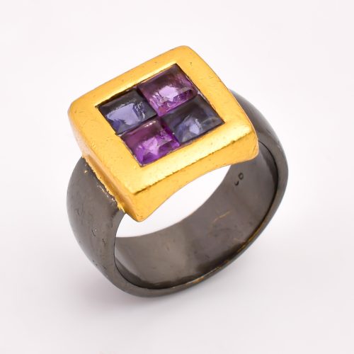 STONE RING