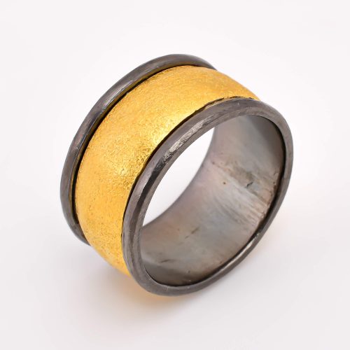 SILVER RING