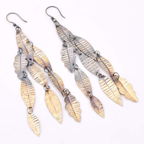 SILVER EARRING