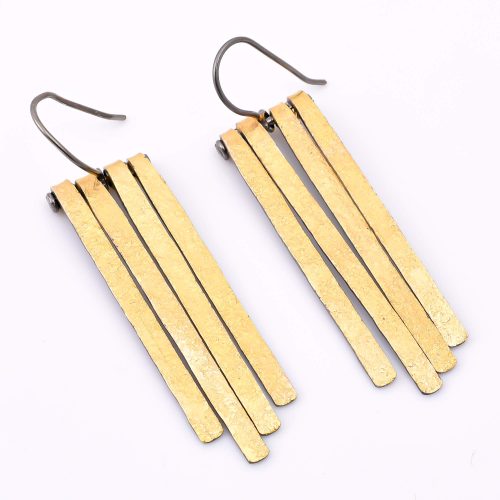SILVER EARRING