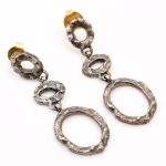 SILVER EARRING