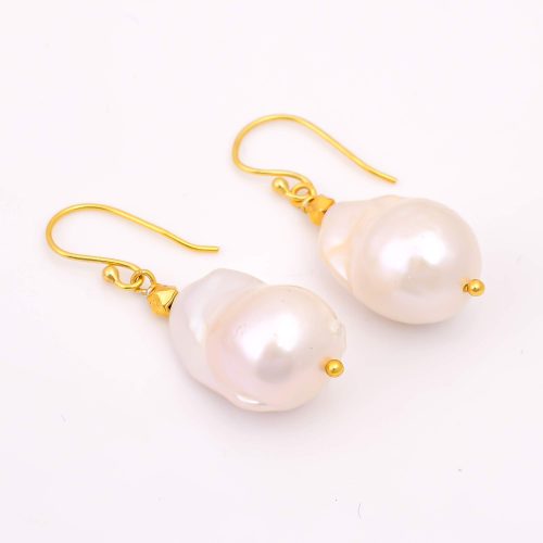 STONE EARRINGS