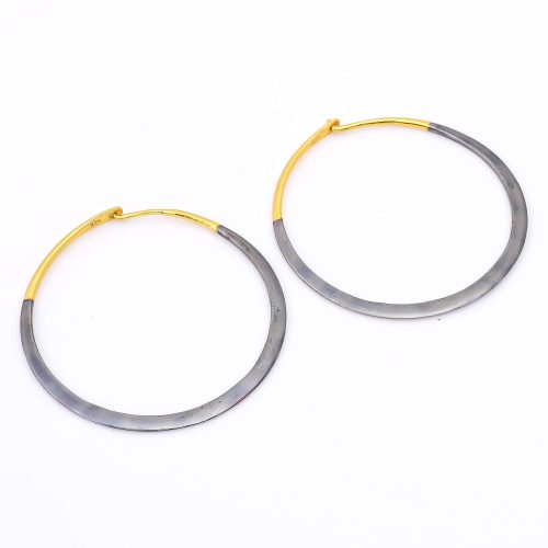 SILVER EARRING