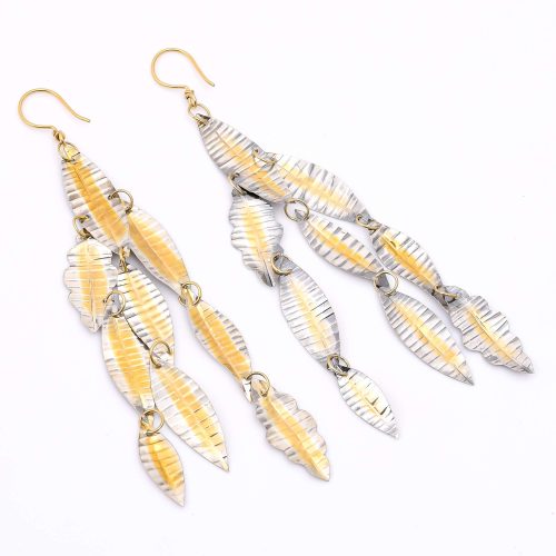 SILVER EARRING