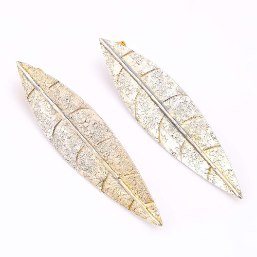 SILVER EARRING