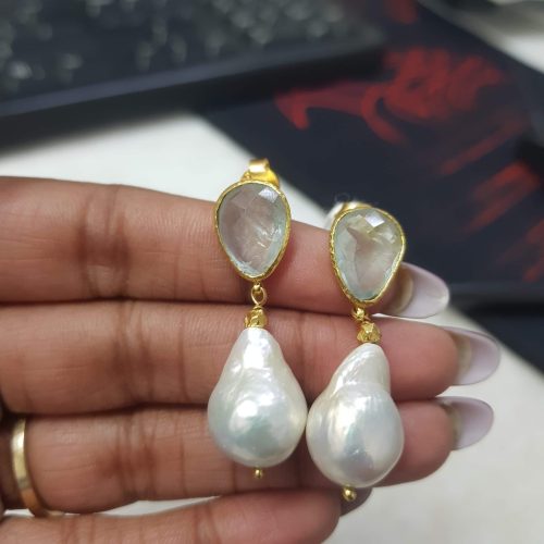 STONE EARRINGS