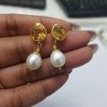 STONE EARRINGS