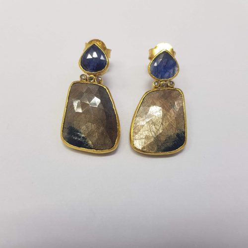 STONE EARRINGS