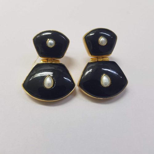 STONE EARRINGS