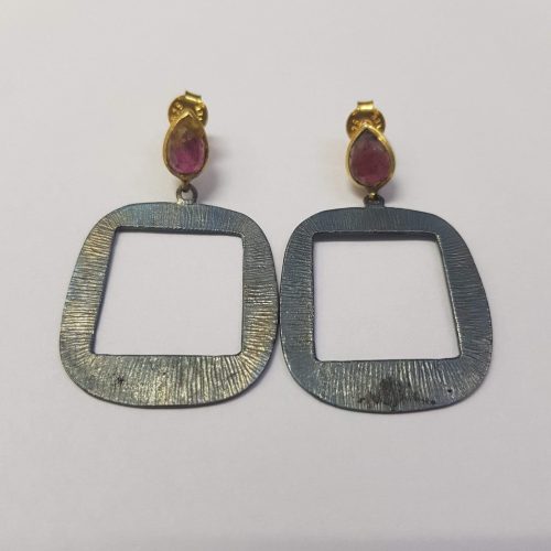 STONE EARRINGS