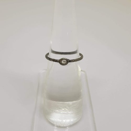 DIAMOND & STONE RING