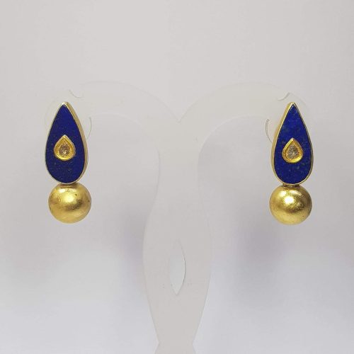 STONE EARRINGS