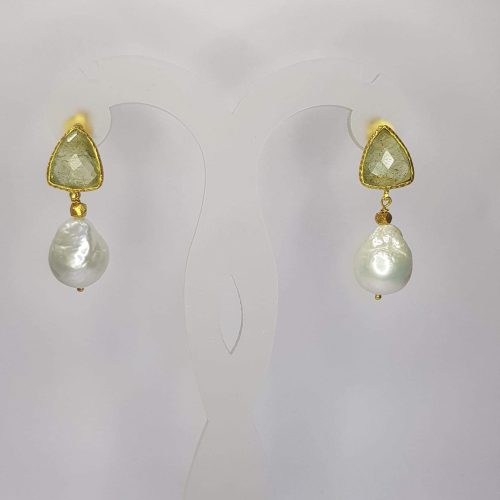 STONE EARRINGS