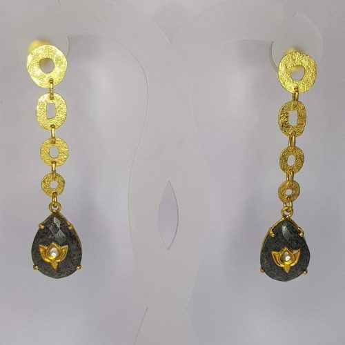 STONE EARRINGS