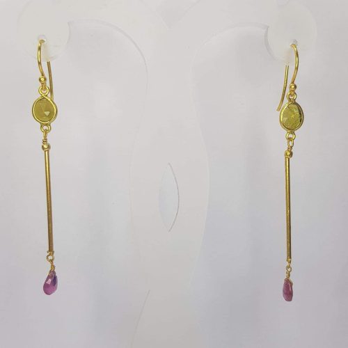 STONE EARRINGS