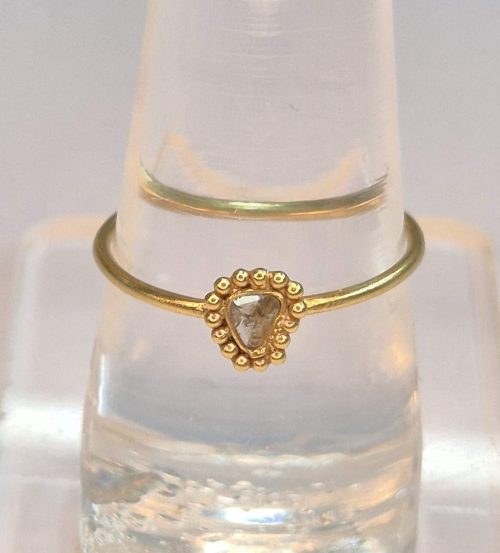 DIAMOND & STONE RING