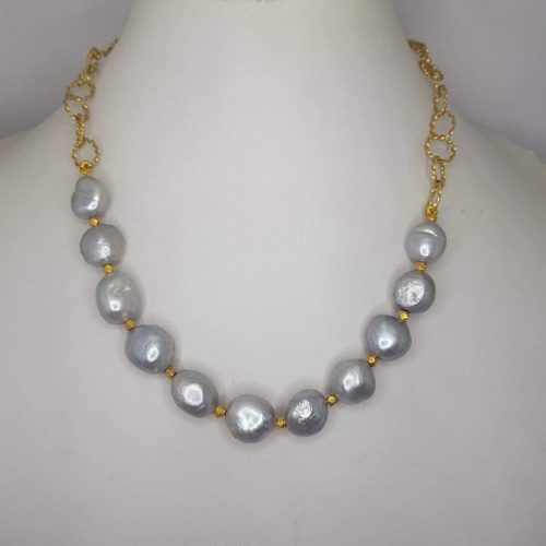 STONE NECKLACE