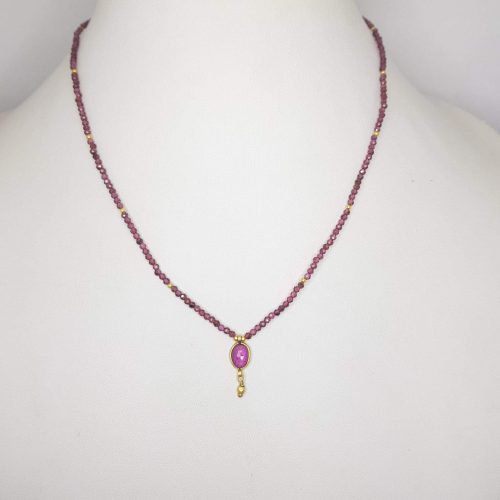 STONE NECKLACE