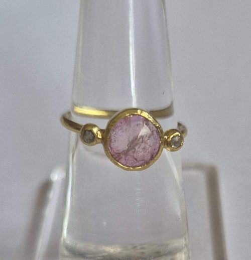 DIAMOND & STONE RING