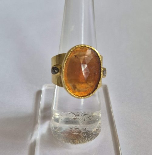 DIAMOND & STONE RING