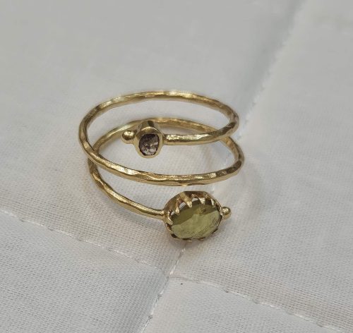 DIAMOND & STONE RING