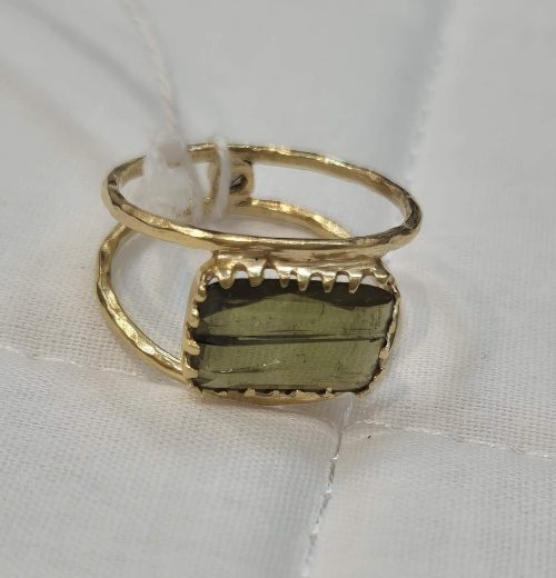 DIAMOND & STONE RING