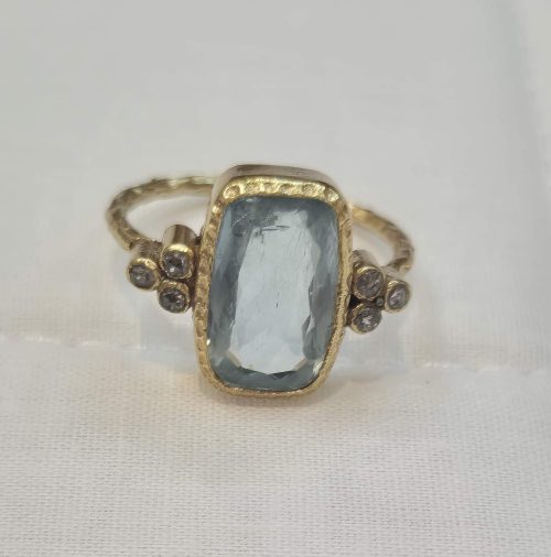 DIAMOND & STONE RING